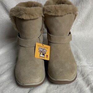 Skechers Beige Fur-Lined Slip-On Boots